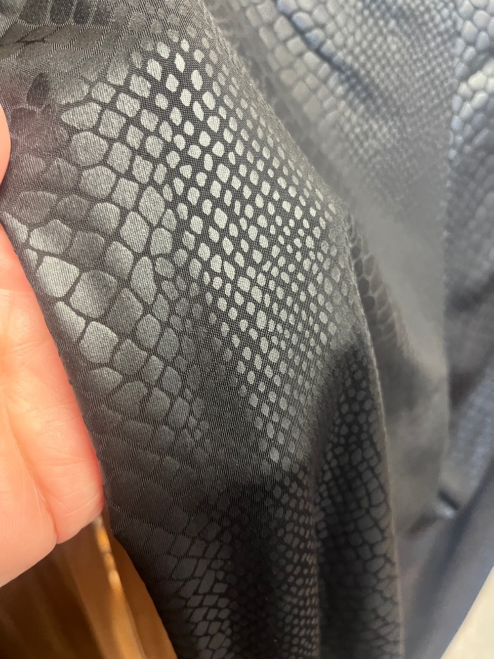 BCBGMaxAzria Black Faux-Snakeskin Leggings - Picture 4 of 4